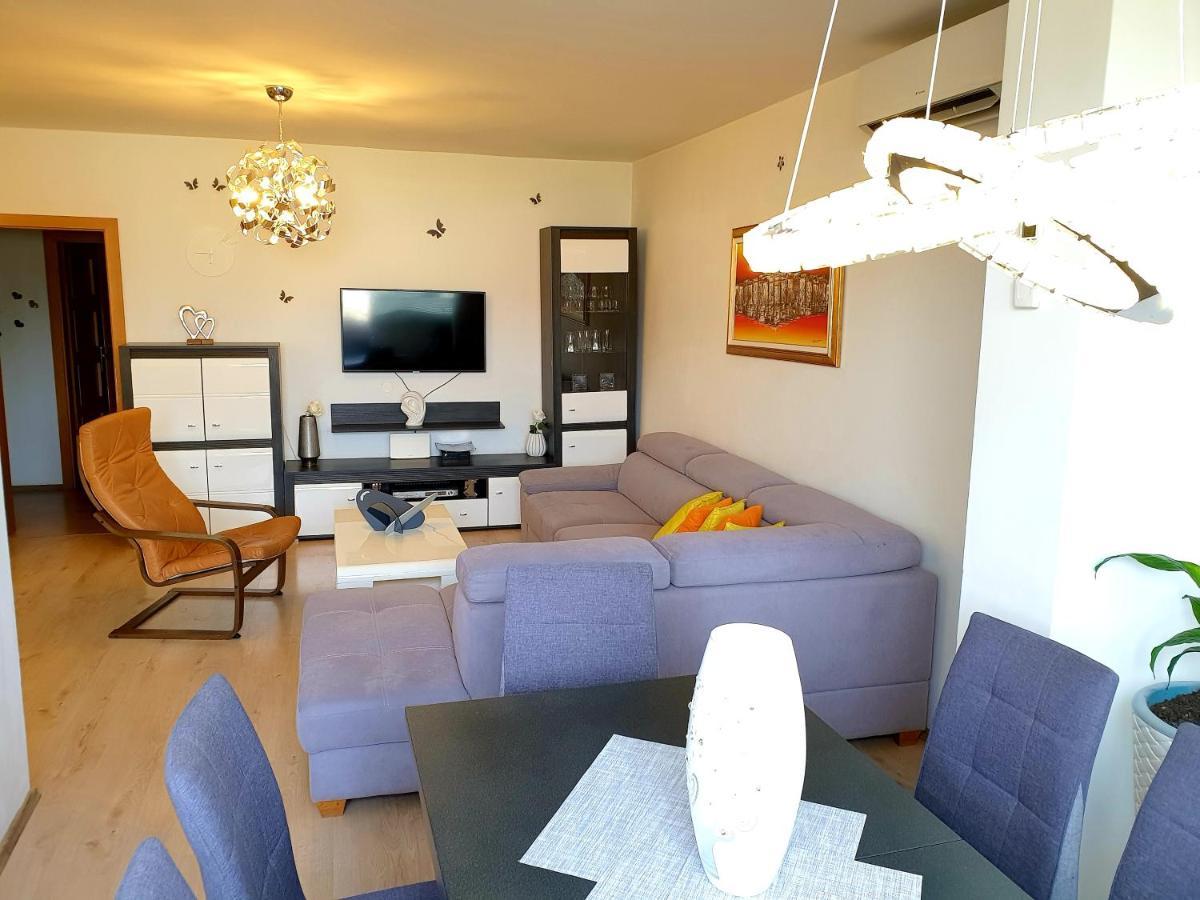 Lav Appartement Rovinj Buitenkant foto