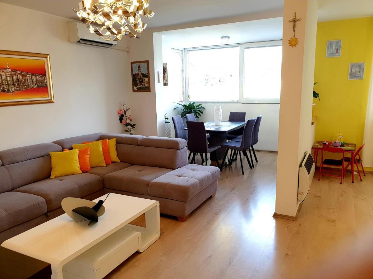 Lav Appartement Rovinj Buitenkant foto